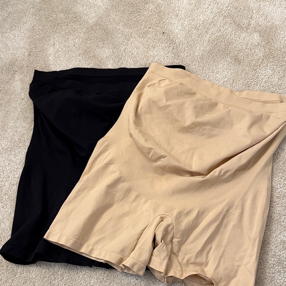Women's Black and Tan Maternity Bottom